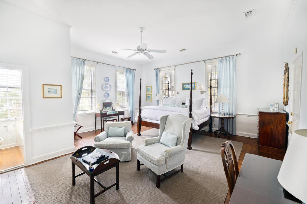 Bed and Breakfast Rhett House Бофорт Экстерьер фото