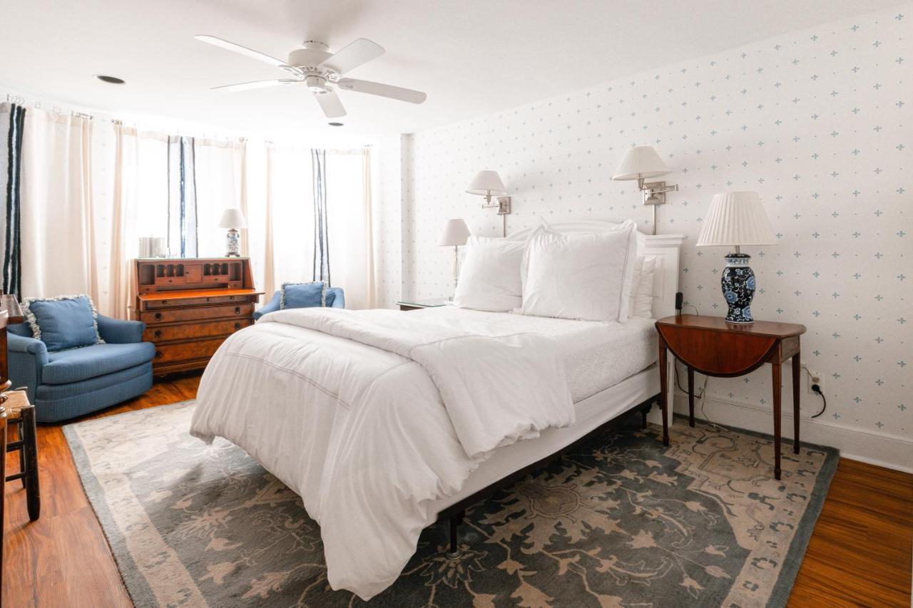 Bed and Breakfast Rhett House Бофорт Экстерьер фото