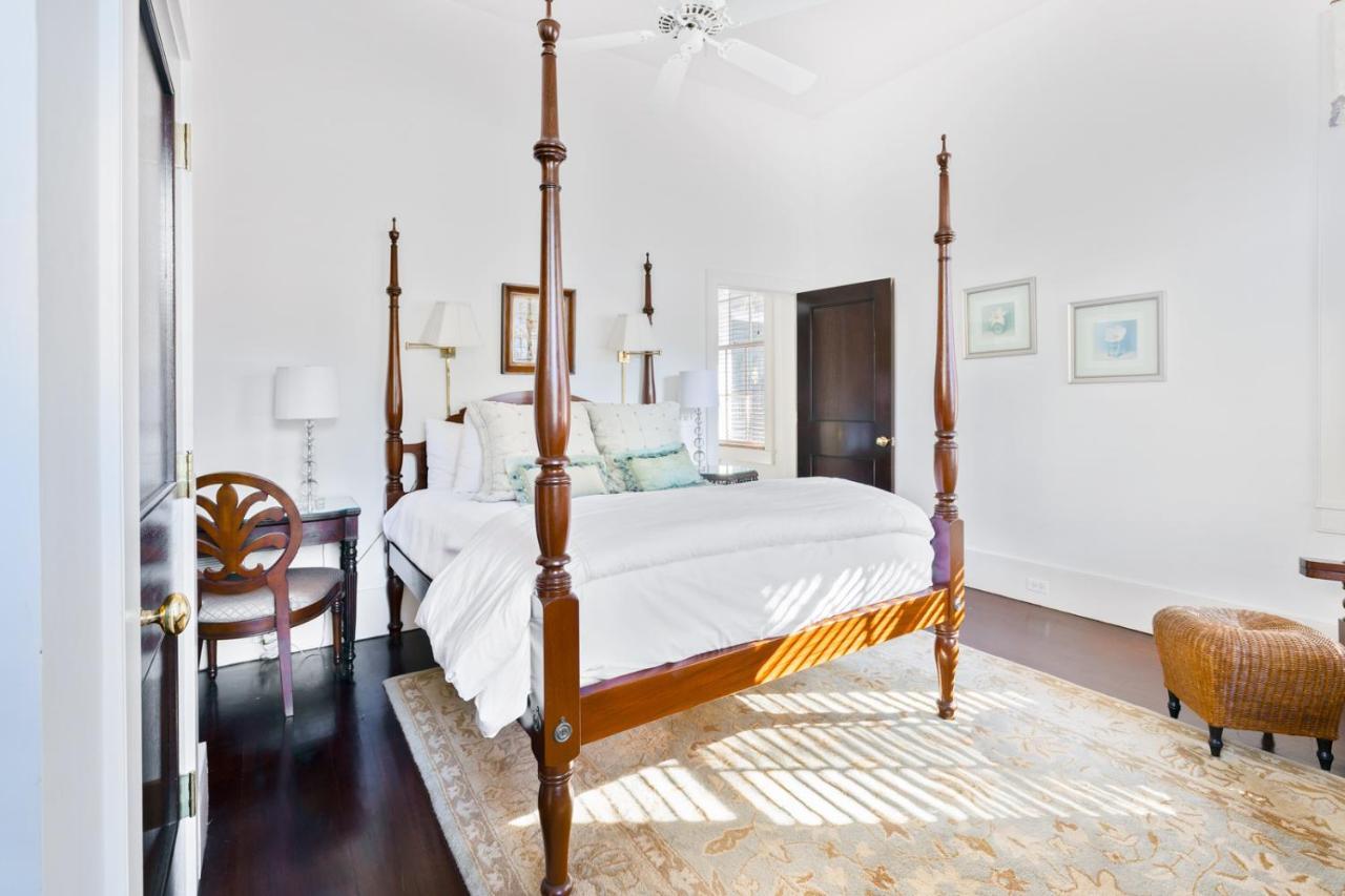 Bed and Breakfast Rhett House Бофорт Экстерьер фото